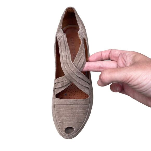 Gentle Souls Remody Tan Suede Peep Toe Criss Cross Strap Heels Size 8 - Picture 4 of 8